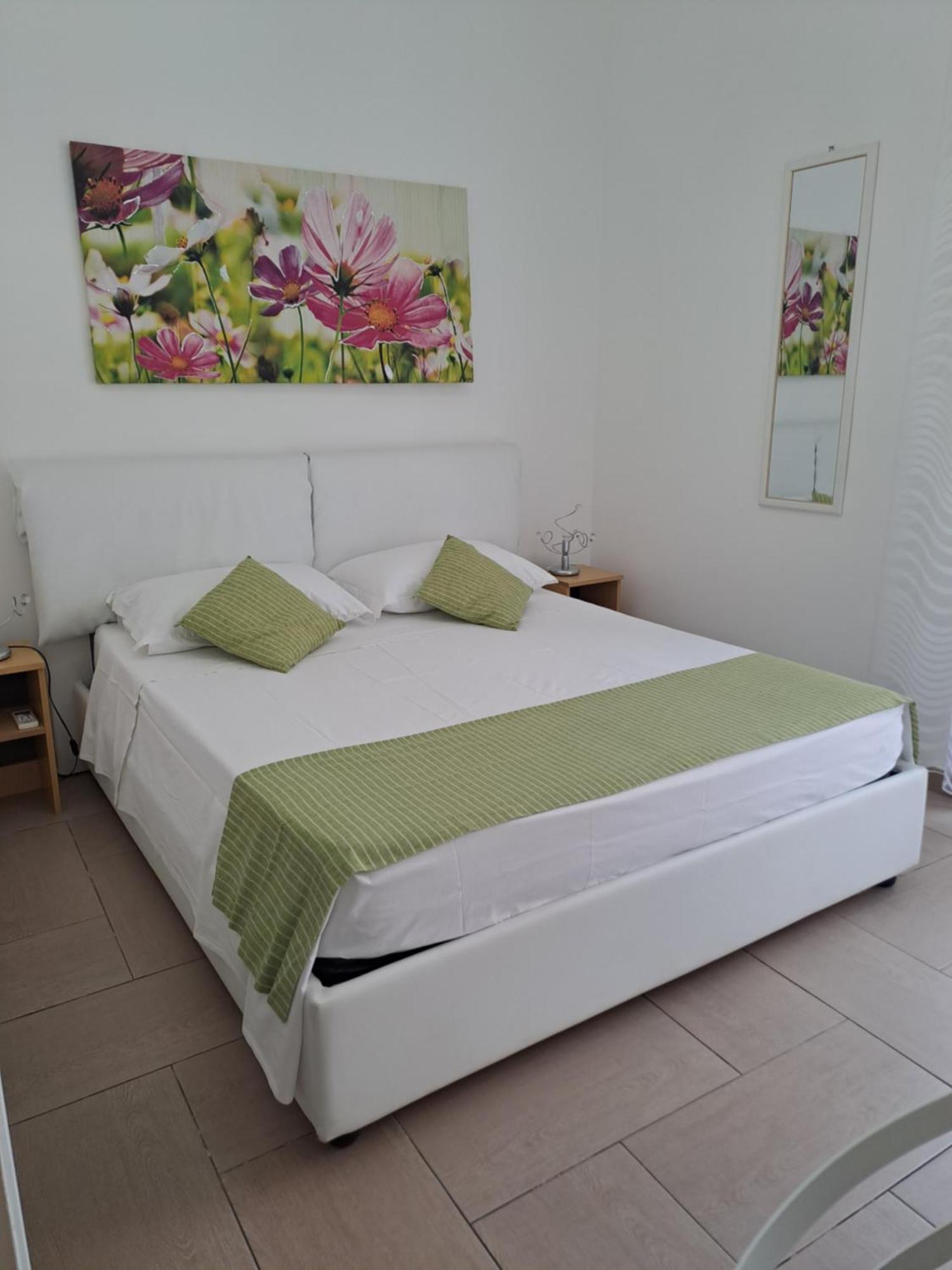 B&B Fior Di Mare 切萨雷奥港 外观 照片